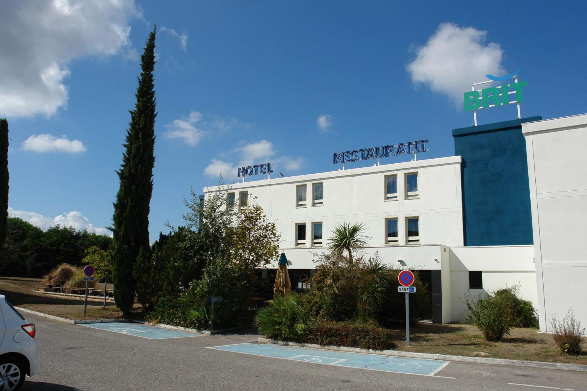 Brit Hotel Marseille Aeroport Les Pennes-Mirabeau Exterior photo