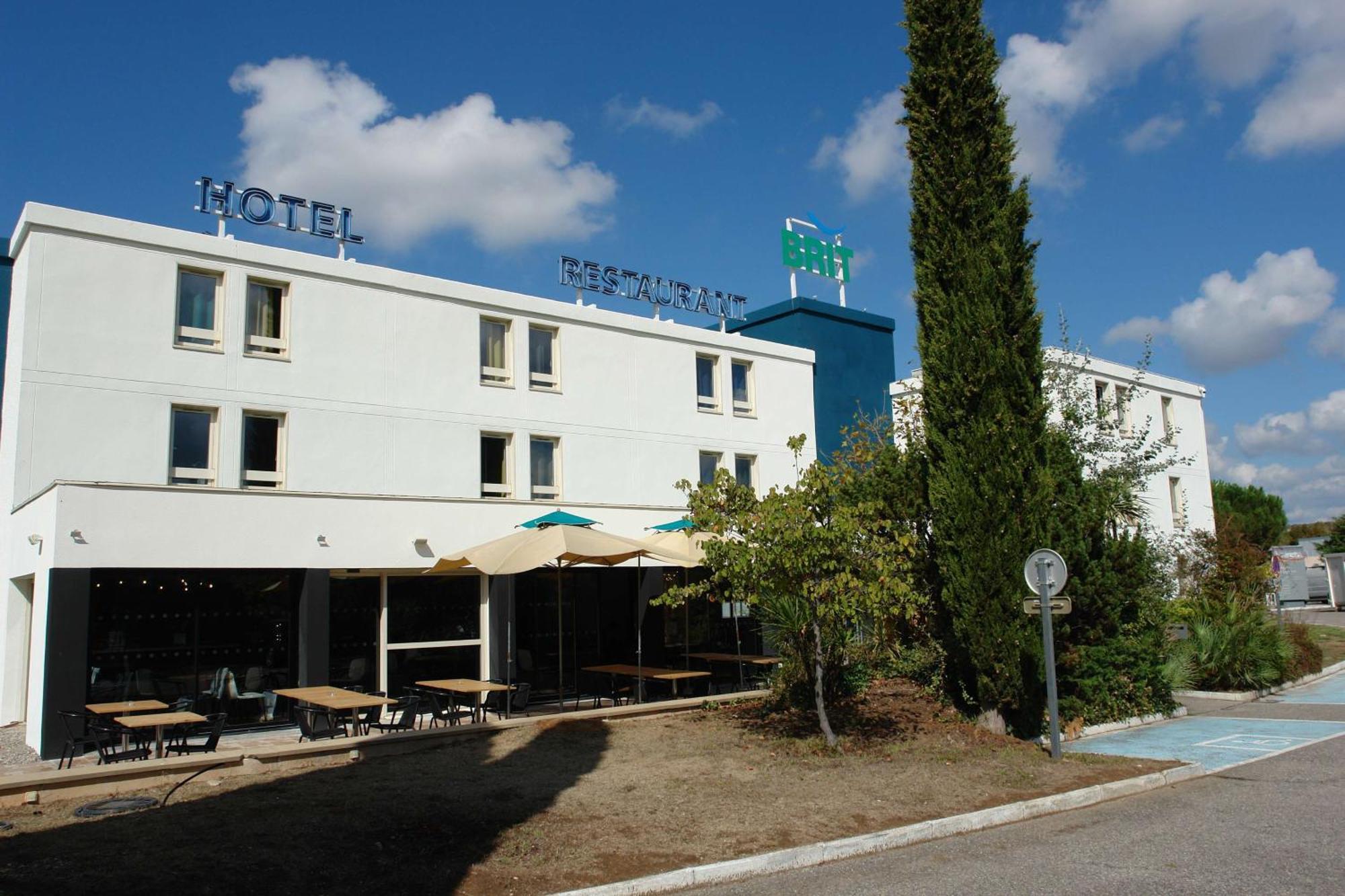 Brit Hotel Marseille Aeroport Les Pennes-Mirabeau Exterior photo